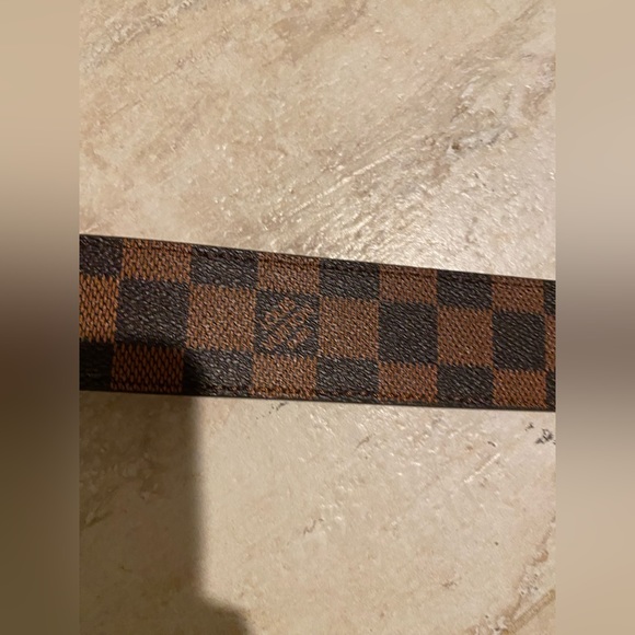 Louis Vuitton men’s belt - Picture 3 of 5